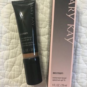 Mary Kay CC Cream Sunscreen Broad Spectrum SPF 15